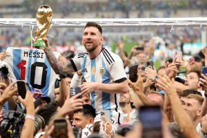 Mesi se vratio u Argentinu - Pun stadion i 130.000 novinarskih zahteva!